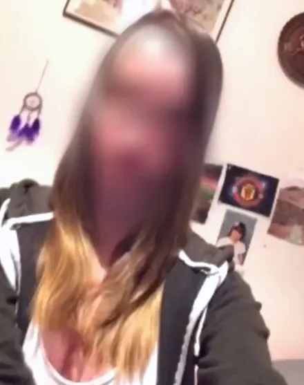 Aylin, 25