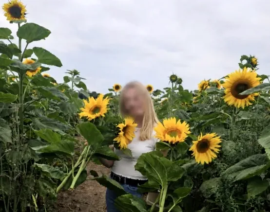 Fabienne, 32