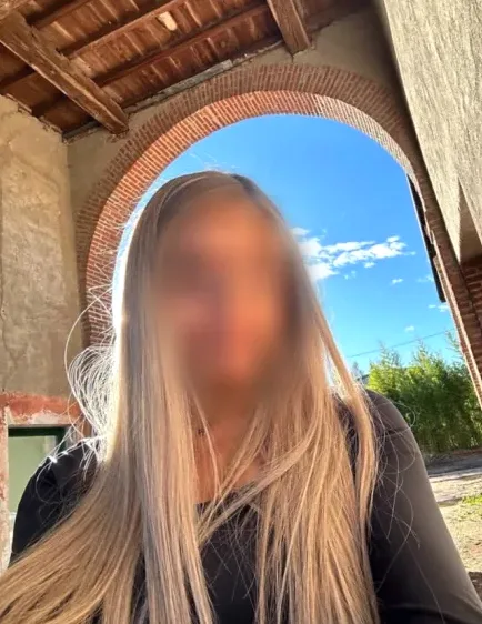 Hanna, 28