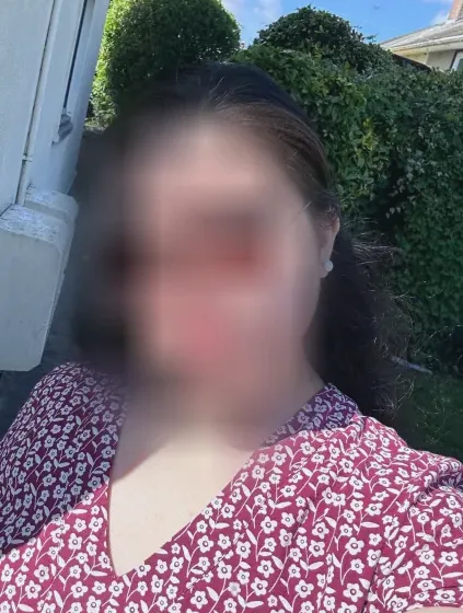 Isabell, 28