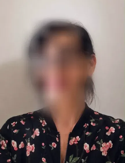 Juliane, 39