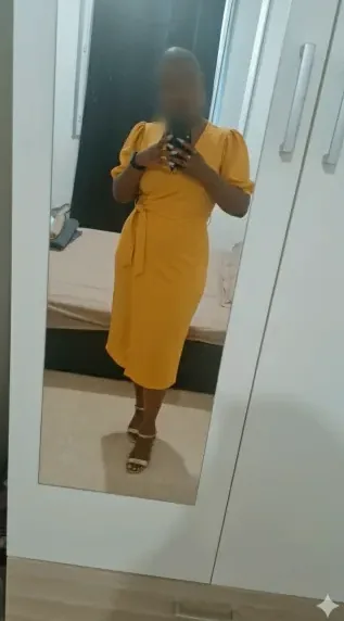 Larissa, 33