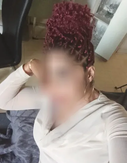 Marina, 36
