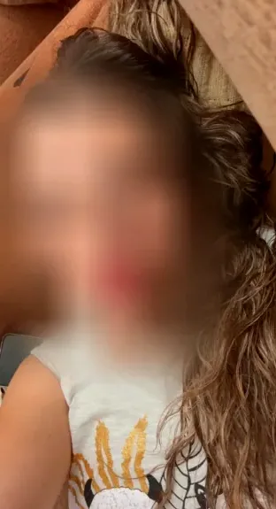Neele, 31