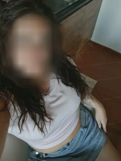 Sabrina, 31