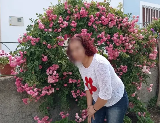 Stefanie, 35
