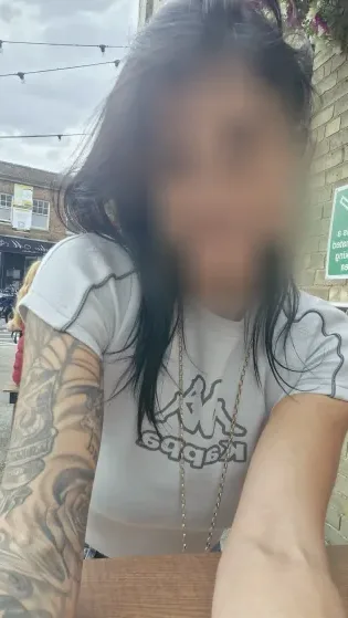 Theresa, 39