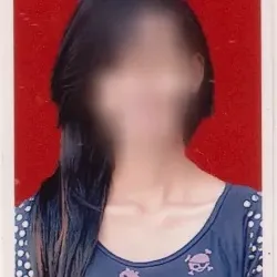 Yasmin, 35